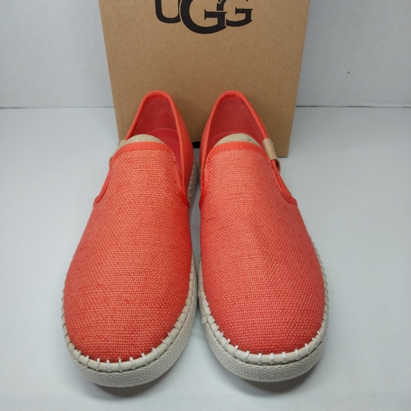 UGG "Luchiah" Womens size 6 Slip on Peach Bliss Sneakers BRAND NEW with Box - Picture 5 of 15